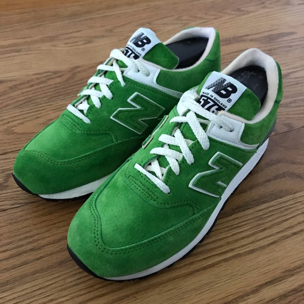 Vntg New Balance Made in England UK Green Suede